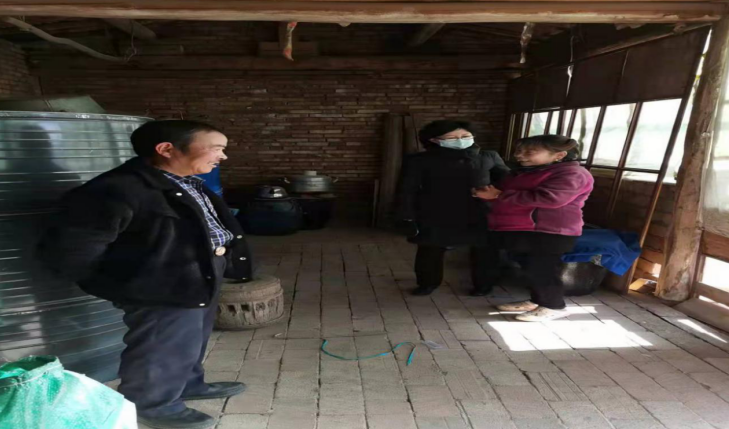 基地(交流中心)黨支部開展“結(jié)對幫扶”活動(圖4) 基地(交流中心)黨支部開展“結(jié)對幫扶”活動(圖4)